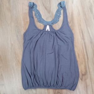 🔺️Sparkle & Fade Gray Lacy Strapped Sleeveless Tanktop Medium
